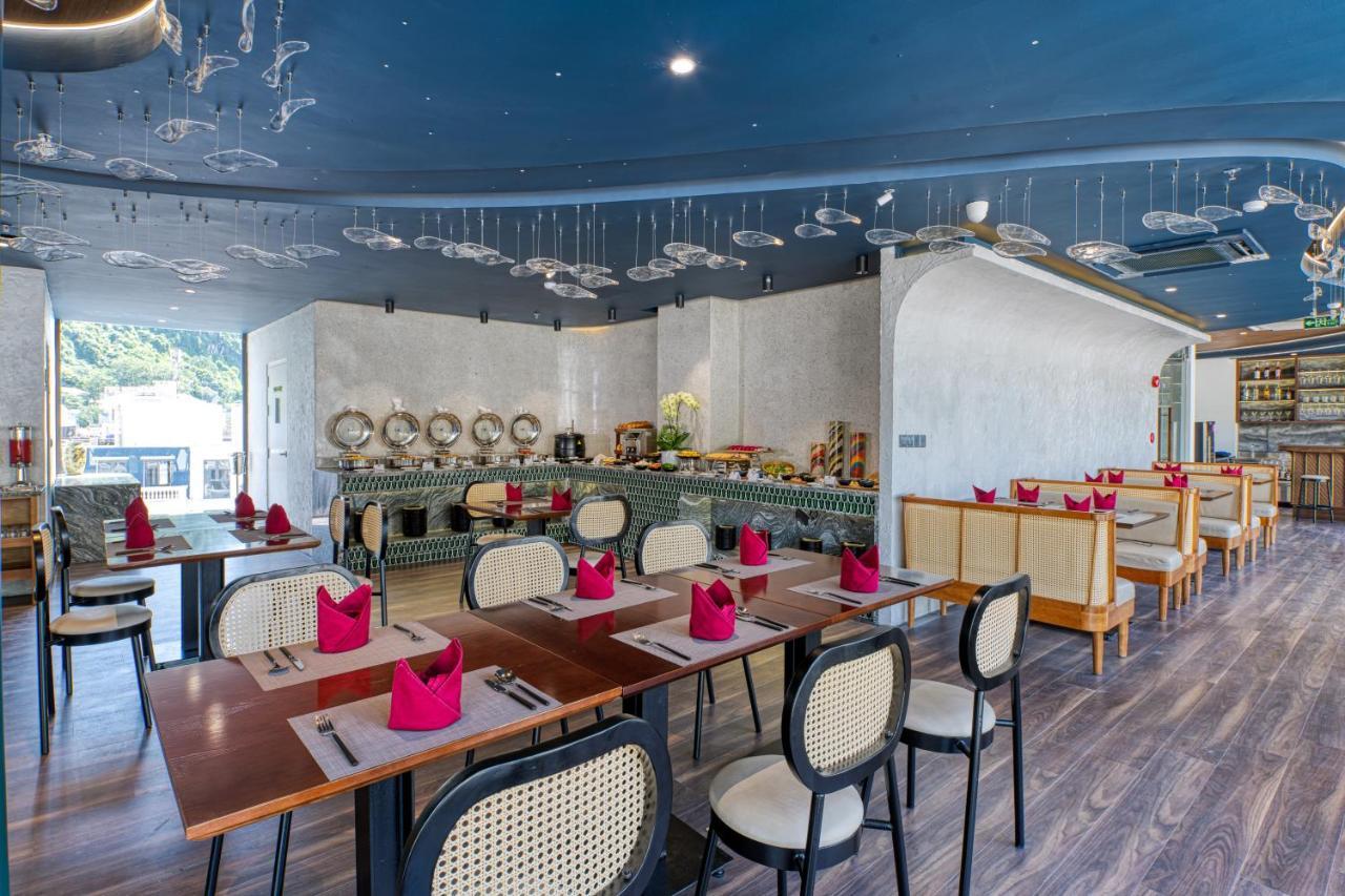 The Almin Hotel Ха Лонг Екстериор снимка
