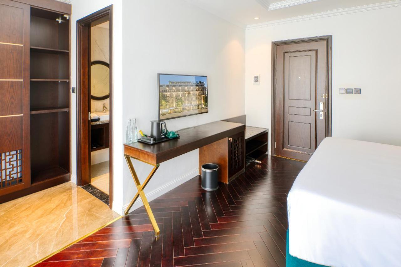 The Almin Hotel Ха Лонг Екстериор снимка